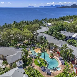 4* Resort Mantra Amphora